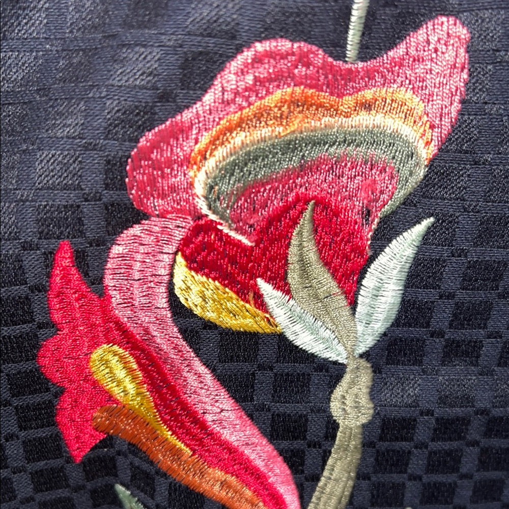 Maggie Barnes Black Cardigan/ jacket with Floral Embroidery 3X - Picture 6 of 10
